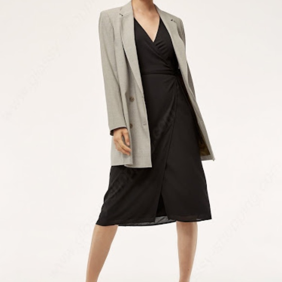 Brand New Aritzia Babaton Theo Wrap Dress Black - Picture 2 of 4